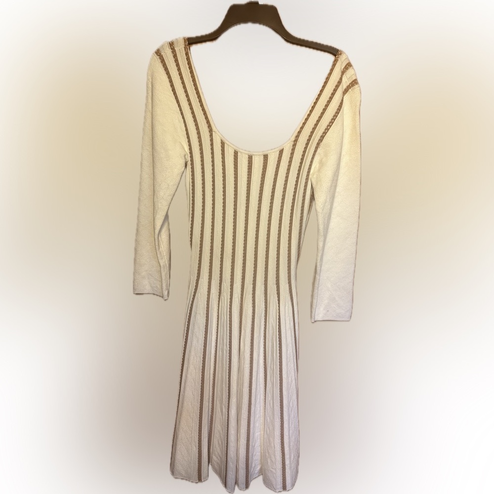 VENUS Cream and BrowTan Long Sleeve Sweater Dress - Picture 9 of 9
